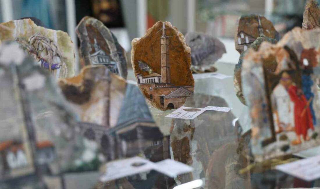 Diyarbakır Olgunlaşma Enstitüsü'nün el sanatları atölyesinde çeşitli el emeği ürünler