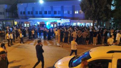 Siirt’in Kurtalan ilçesi Sare Düğün Salonunda silahlı saldırı meydana geldi.