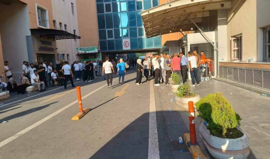 Batman’ın Kozluk ilçesinde düğüne giden ailenin geçirdiği trafik kazasında genç