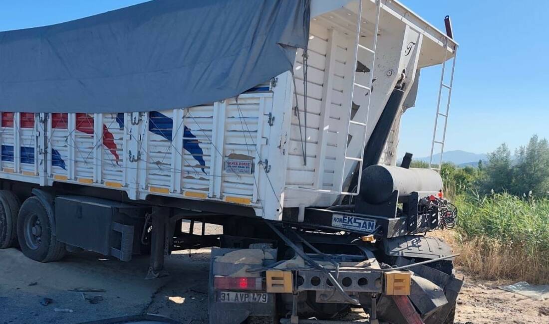Adıyaman’ın Gölbaşı ilçesinde tır ile beton mikserinin çarpışması sonucu 1