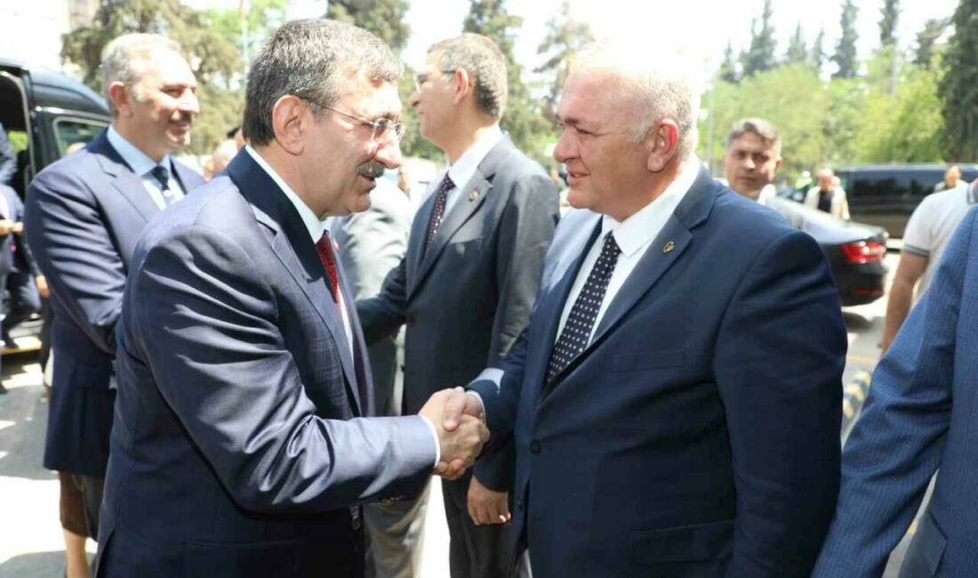Gaziantep Ticaret Borsası (GTB) Yönetim Kurulu Başkanı Mehmet Akıncı, Cumhurbaşkanı