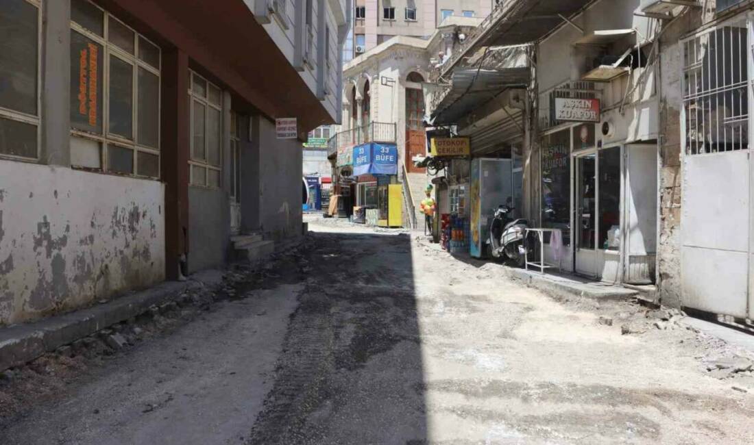 Şanlıurfa Büyükşehir Belediyesi, kent genelinde sürdürdüğü altyapı ve üstyapı çalışmaları
