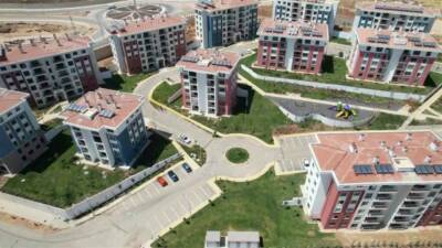 Türkiye’nin en büyük şantiyelerinden biri olan Adıyaman’daki İndere konutlarında sona