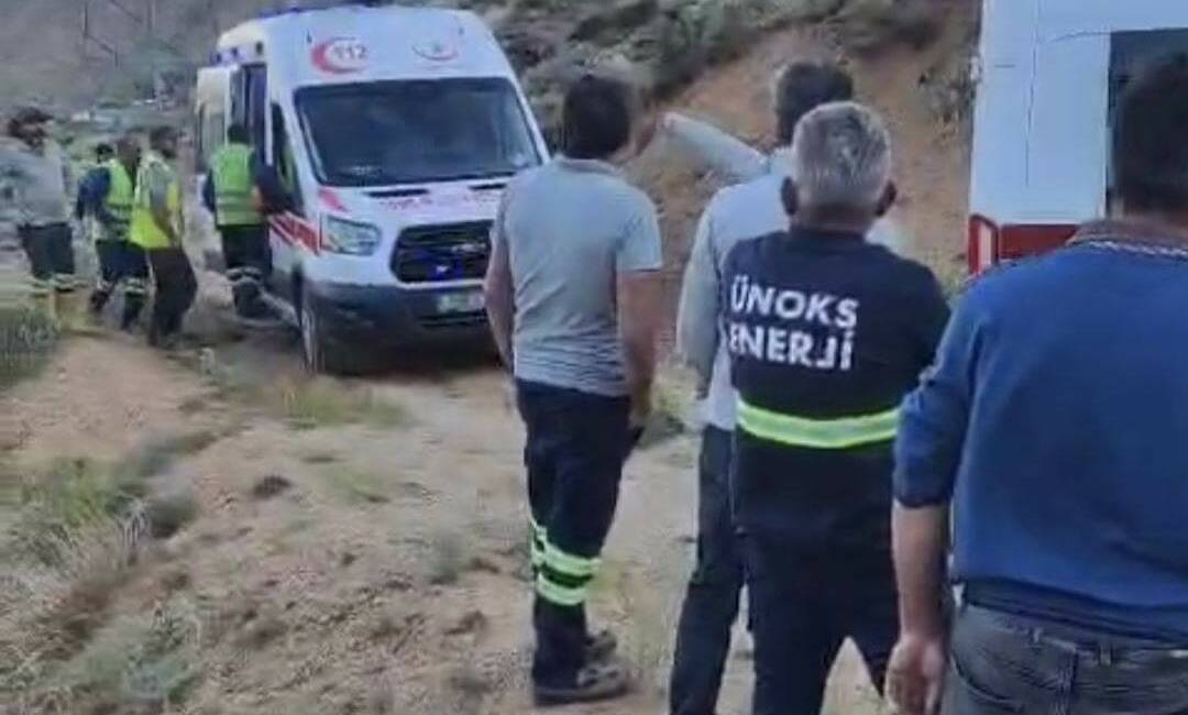 Adıyaman’ın Sincik ilçesinde meydana gelen trafik kazasında uçuruma yuvarlanan kamyonette