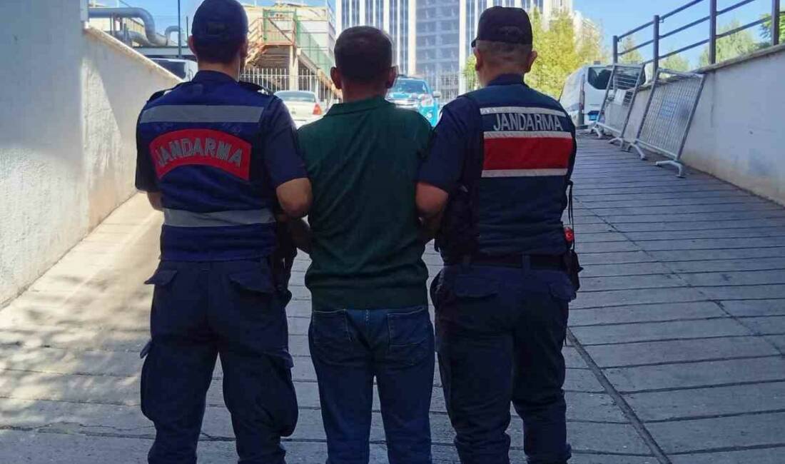 Gaziantep'te 14 yıl 2 ay kesinleşmiş hapis cezası bulunan ve