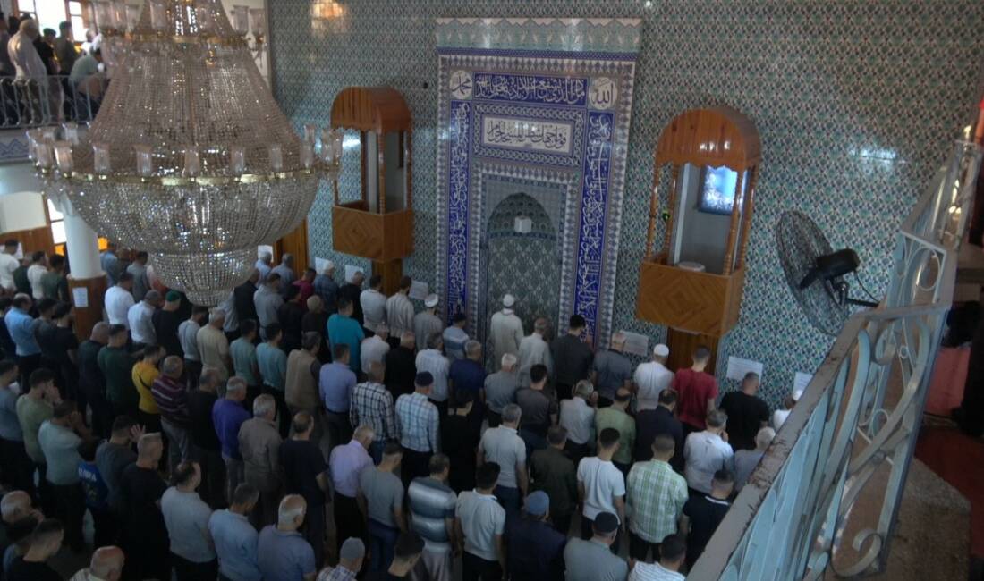Kurban Bayramı coşkusu Kilis’te sabahın erken saatlerinde camilerde başladı. Hacı