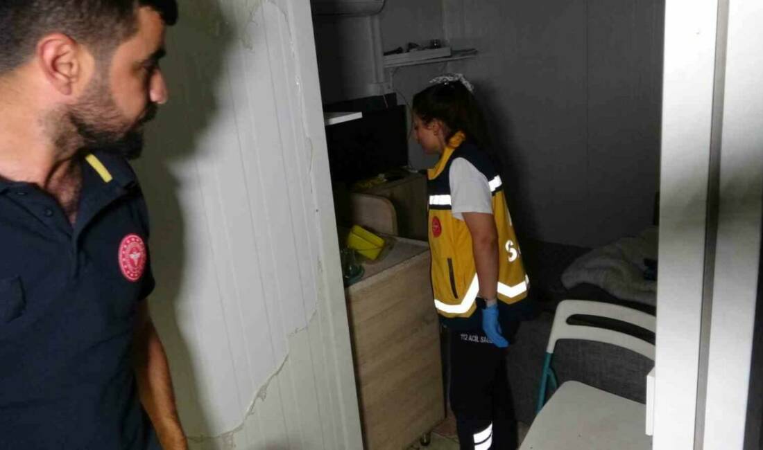 Adıyaman’da bir konteynerden gelen kötü kokular ekipleri harekete geçirdi. İçeride