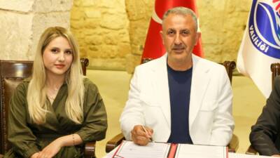 Mersin’in Akdeniz ilçesi Bahçe Mahallesi’ne hayırsever hemşerimiz Dr. Necip Öztürk