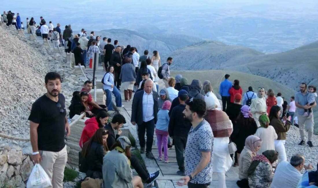 Nemrut Dağı, UNESCO Dünya Kültür Mirası listesinde yer alıyor ve