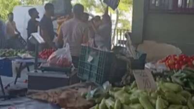 Gaziantep’te aralarında husumet bulunan pazarcı esnaflarının silahlı, bıçak ve sopalı