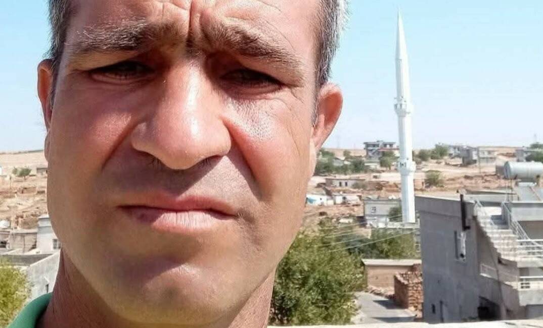 Şanlıurfa’da akraba kavgası kanlı bitti: 1 ölü, 1 yaralı Bozova ilçesine bağlı İncirli Mahallesi'nde akrabalar arasında çıkan bıçaklı kavgada