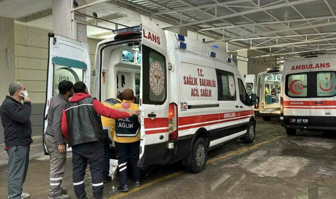 Siverek ilçesinde yaşanan kazada, yolun karşısına geçmeye çalışan bir yaşlı