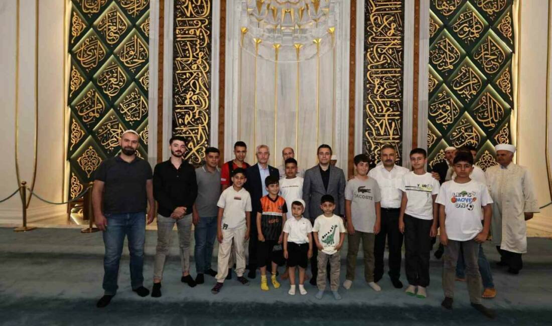 Şahinbey Belediye Başkanı Mehmet Tahmazoğlu, Kurban Bayramı’nın ilk gününde kurban