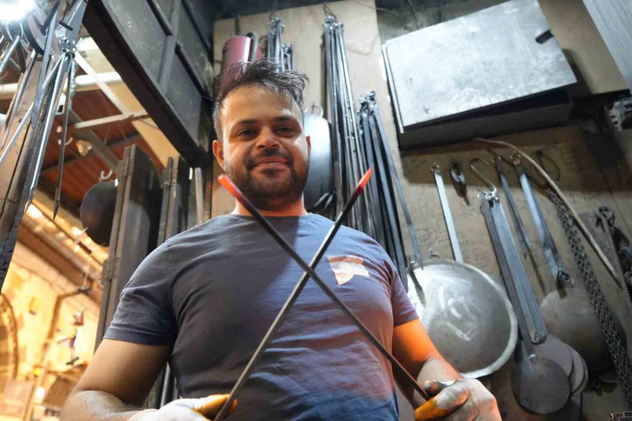 Gaziantep'te kebap şişi imalatı yapan 28 yaşındaki Yusuf Gürban, dededen