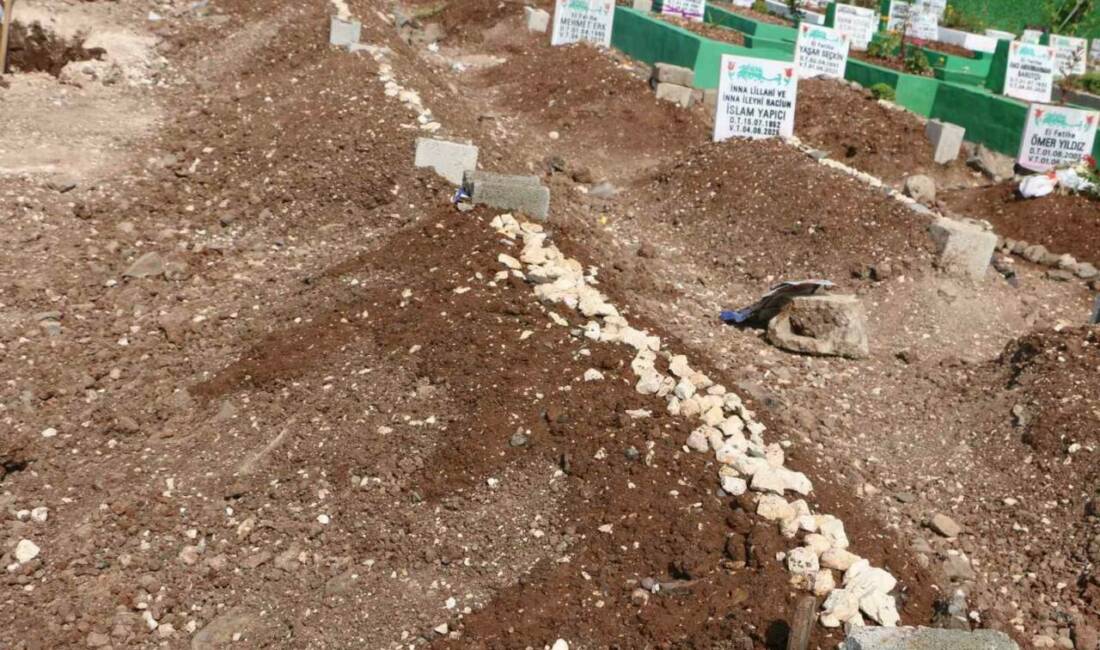 Diyarbakır’da çıkan yangında hayatını kaybeden anne ve üç çocuğunun Bağlar