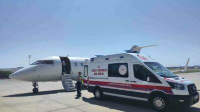 Batman'da 1 aylık bir bebek, retina dekolmanı teşhisi konularak görme