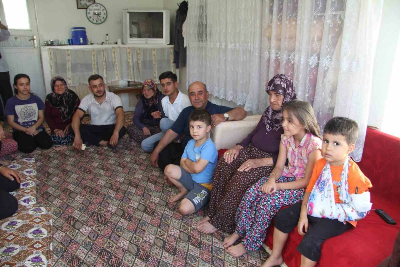 Nizip ilçesinde yaşayan 101 yaşındaki Ayşe Uğur, sağlıklı yaşam tarzıyla