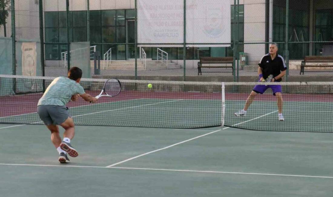 Şanlıurfa'da gerçekleştirilen 15 Temmuz Demokrasi ve Zafer Bayramı Tenis Turnuvası,
