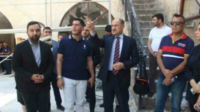 Şanlıurfa’nın Osmanlı döneminde yapılan tarihi Barutçu Hanı, yeniden gün yüzüne