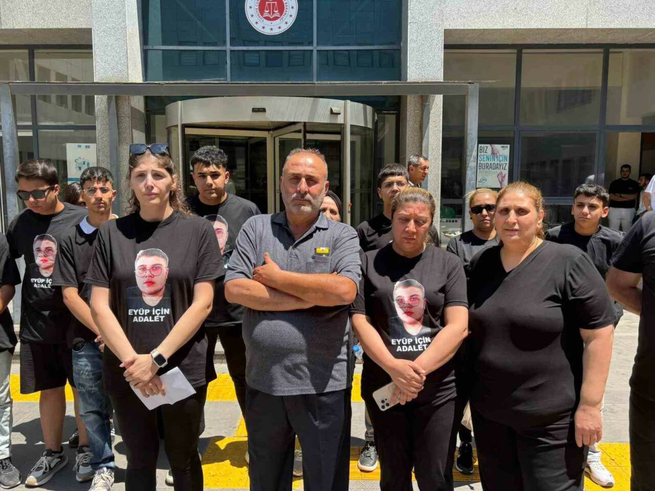 Gaziantep'te Eyüp Arıcı'nın bıçaklı kavgada öldürülmesine ilişkin açılan davada 3'ü