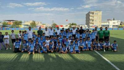 Kahta Belediye Başkanı Mehmet Can Hallaç ve beraberindeki heyet, "Yaz