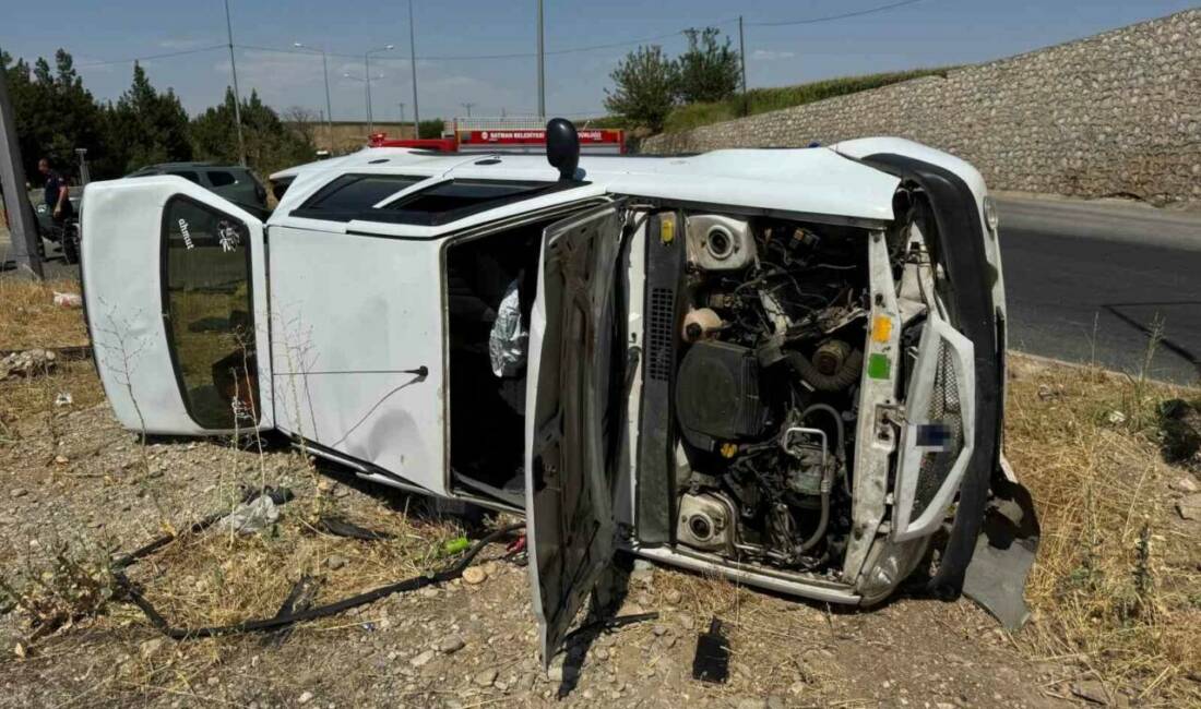 Batman-Kozluk karayolunda meydana gelen trafik kazasında 06 CAL 466 plakalı