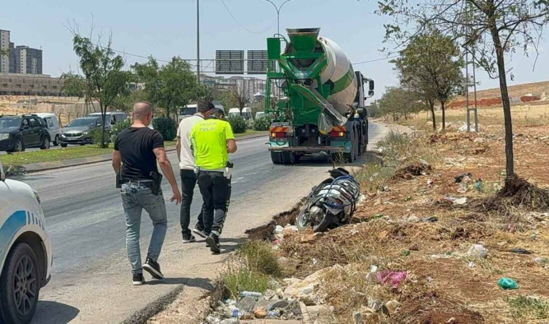 Gaziantep'te beton mikserinin altında kalan motosikletteki kadın hayatını kaybederken sürücü