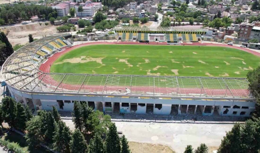 6 Şubat Depremlerinde ağır hasar gören 50 yıllık Atatürk Stadyumu