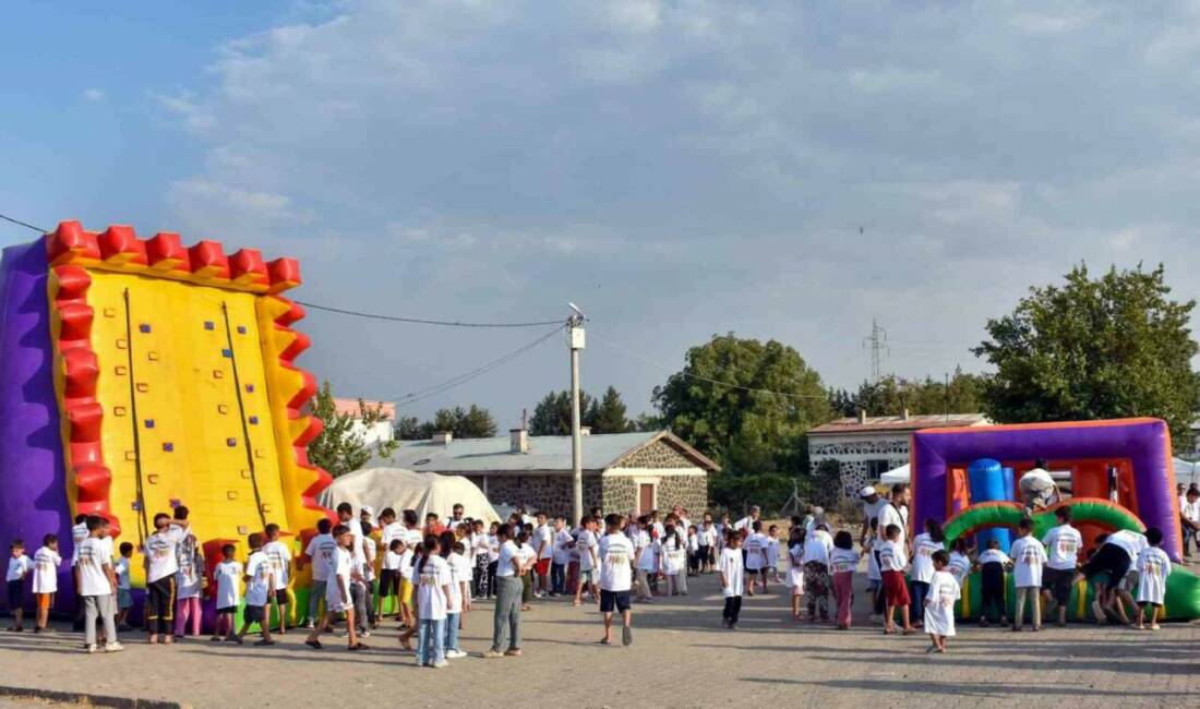 Diyarbakır Büyükşehir Belediyesi, çocukların talebi üzerine Dokuzçeltik Mahallesinde ’Çocuk Şenliği’