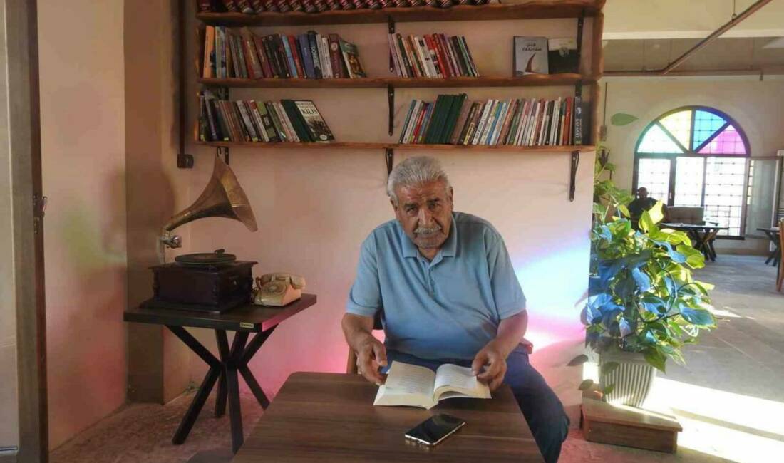 Kilis'te belediye tarafından işletilen Emekliler Kıraathanesi, emekli vatandaşların bir araya