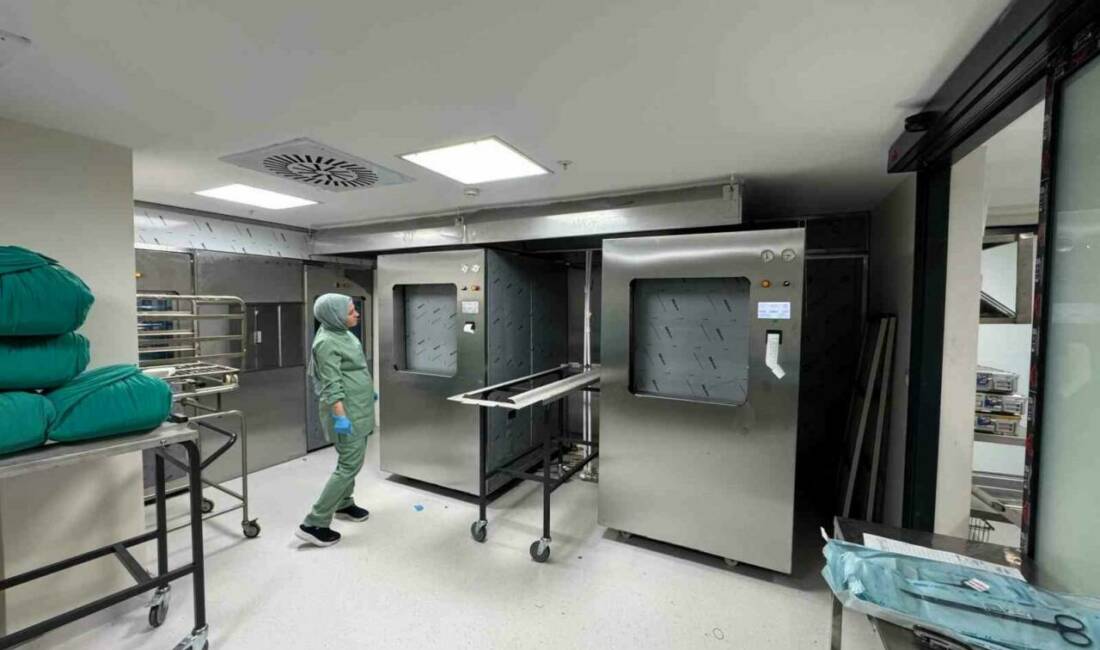 Diyarbakır Gazi Yaşargil Eğitim ve Araştırma Hastanesi'ndeki sterilizasyon birimi, sağlık