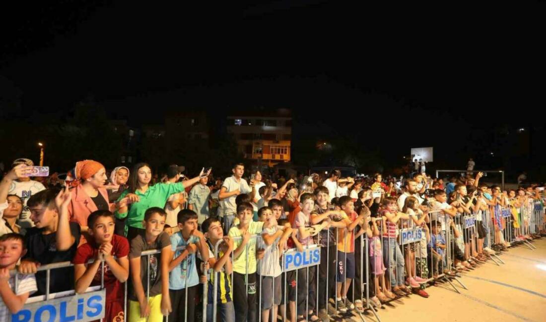 Gaziantep Büyükşehir Belediyesi, yaz aylarında "Mahallemde Konser Var" etkinliği düzenliyor.
