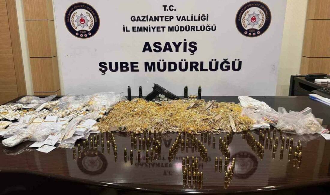 Gaziantep'te bir kuyumcu toptancısının 18 kilogram altını gasp edip silahla