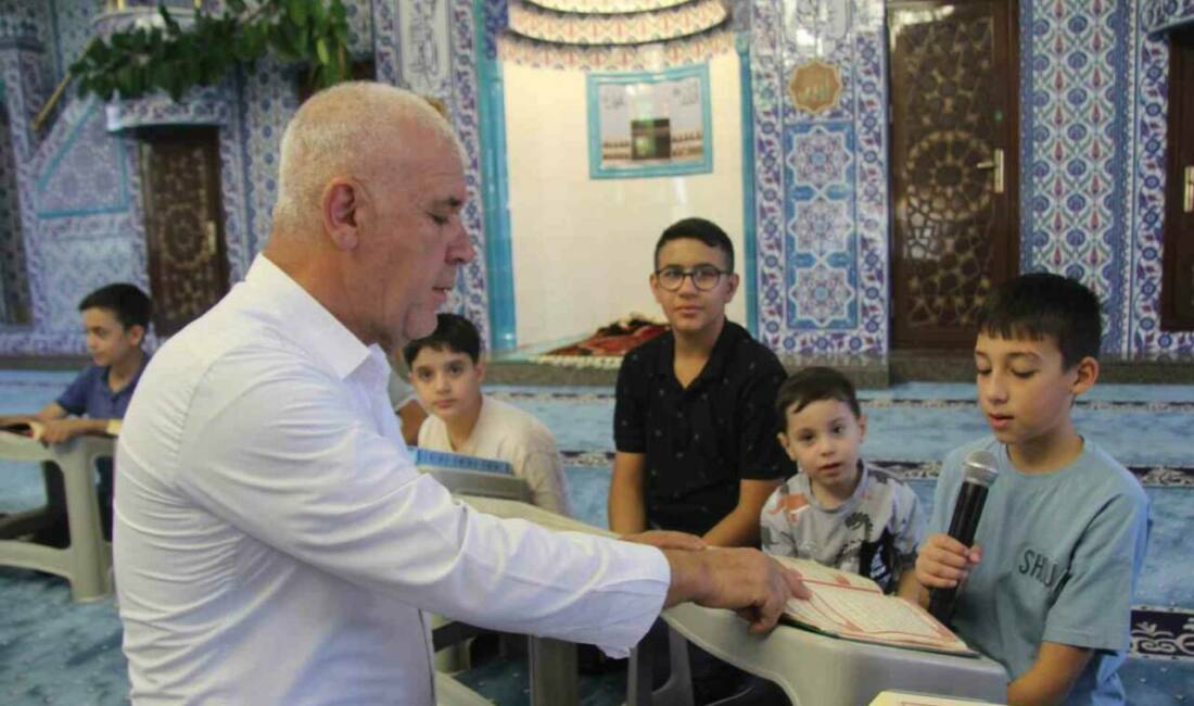 Gaziantep’te Diyanet İşleri Başkanlığı tarafından açılan Yaz Kur’an kurslarına çocuklar