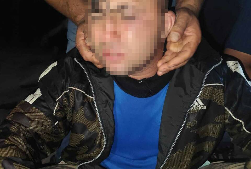 Şanlıurfa'nın Karaköprü ilçesine bağlı Ağılcık Mahallesi'nde 2 şüpheli, bir bağ