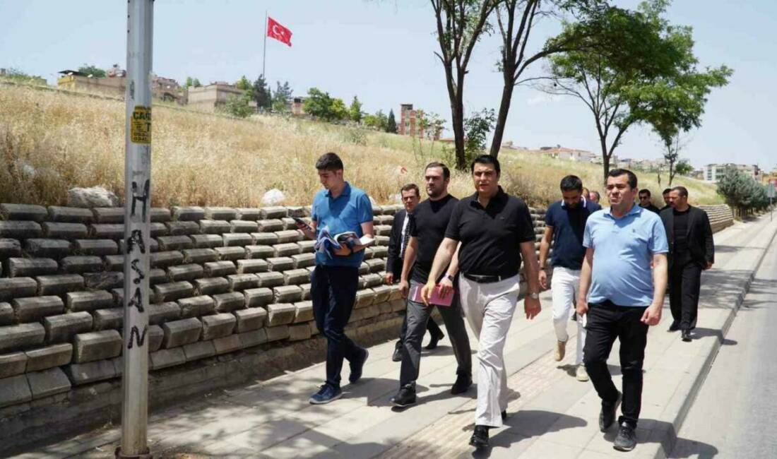 Şehitkamil Belediye Başkanı Umut Yılmaz, Hacıbaba Mahallesi sakinlerine verdiği sözü