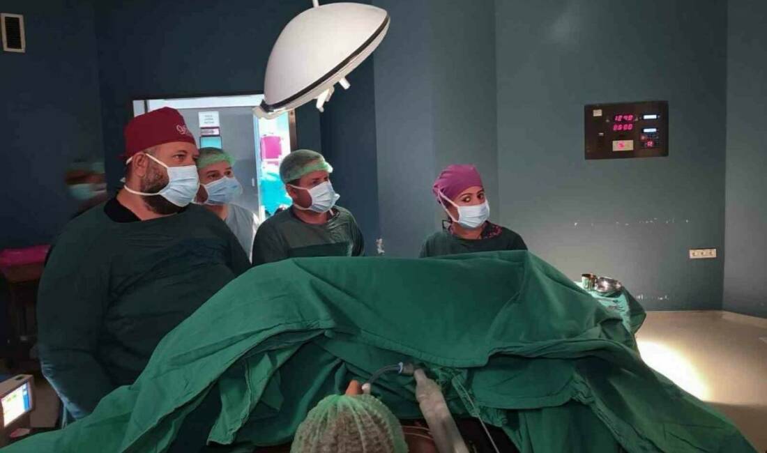 Adıyaman’ın Kahta Devlet Hastanesi’nde ilk defa gerçekleştirilen kapalı yöntemle karın