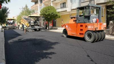 Kahta Belediye Başkanı Mehmet Can Hallaç yönetiminde Kahta ilçesinde yol