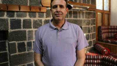 Abdullah Öcalan'ın çağrısının ardından PKK'nın silah bırakma kararını destekleyen Diyarbakır'ın