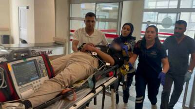 Adıyaman'ın Hasankendi Köyü yolu üzerinde meydana gelen trafik kazasında motosiklet