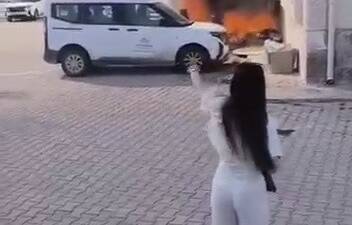 Adıyaman'da bir kuruma ait binanın bahçesinde çıkan yangın korku ve