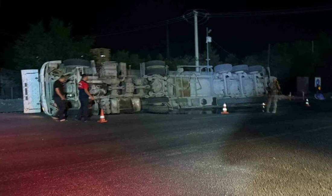 Mardin'in Artuklu ilçesinde Yalım Mahallesi otogar kavşağında meydana gelen trafik