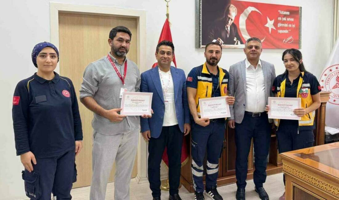 Mardin'in Artuklu ilçesinde görev dönüşü çıkan yangına anında müdahale ederek