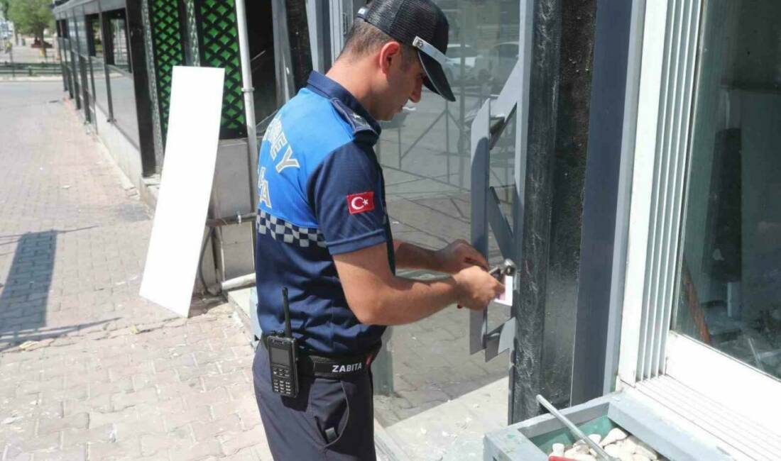 Şahinbey Belediyesi zabıta ekipleri, gıda güvenliğini ihlal eden 2 işletmeyi