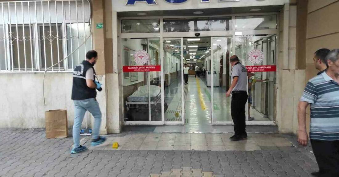 Şanlıurfa Balıklıgöl Devlet Hastanesi Acil Servis’te hasta tarafından gerçekleştirilen bıçaklı
