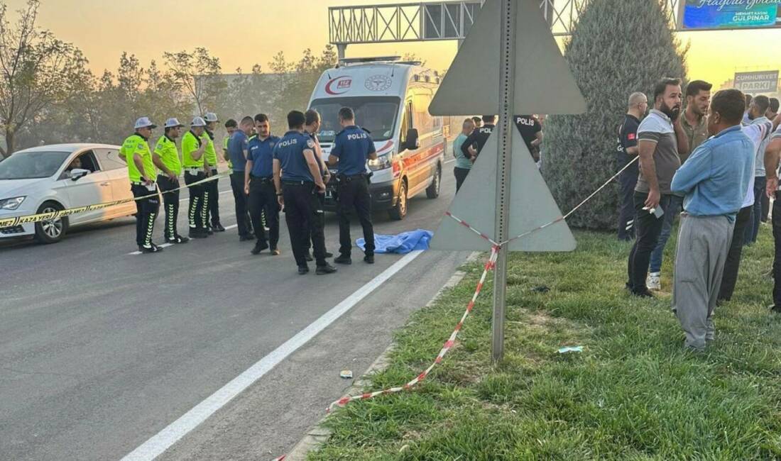 Otomobilin çarptığı çocuk hayatını kaybetti Şanlıurfa'da 4 yaşındaki Fatih Ali Türkmenoğlu, yolun karşı tarafına geçmeye
