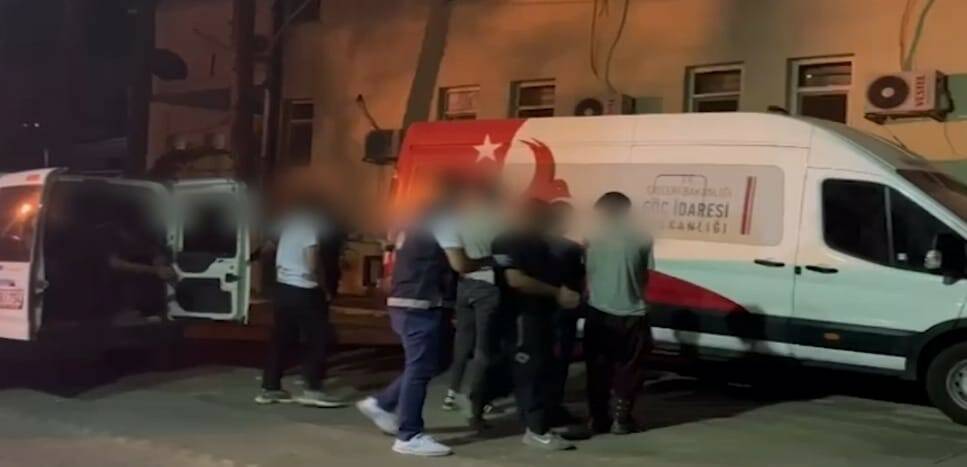 Batman'ın Sason ilçesinde 7 Afganistan uyruklu düzensiz göçmen yakalandı. Göçmen