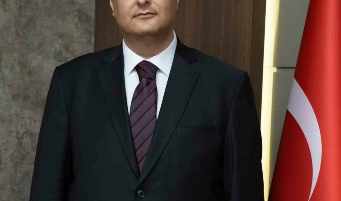 Şehitkamil Belediye Başkanı Umut Yılmaz, dar gelirli ailelere destek olmaya