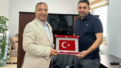 Sağlık-Sen Şırnak Şube Başkanı ve yönetim kurulu üyeleri, İdil Devlet