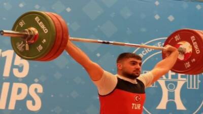 Madrid'de düzenlenen Yıldızlar U15 Avrupa Halter Şampiyonası'nda Türkiye'yi temsil eden